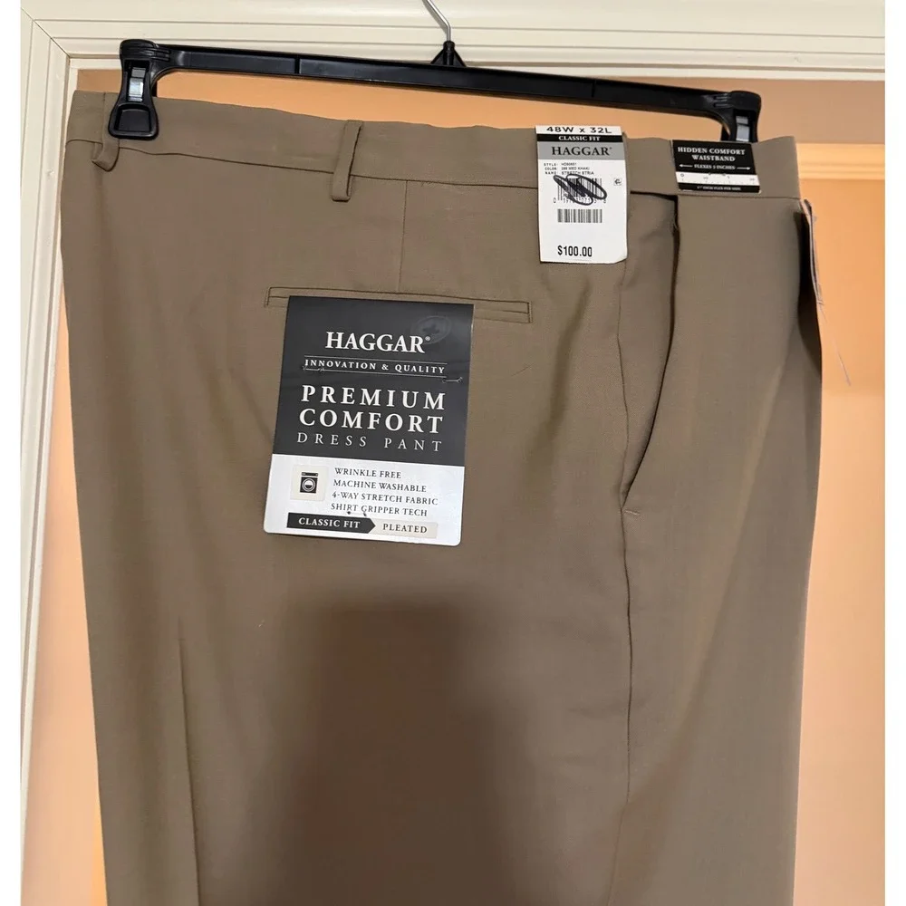 Haggar Mens Classic Fit Pleat Front Premium Comfort Dress Pants 48W x 32L Khaki